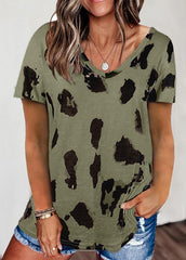 Leopard Printed Short Sleeve V Neck T-shirt