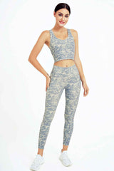 Yoga Set, Yoga Legging, Printed Workout 3 Piece Set Hooded Shirt Top, Vest and Legging, Tie-dye Fitness in Khaki