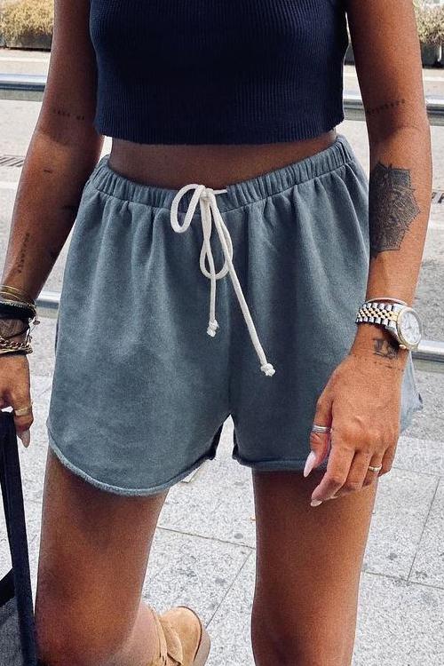Unfinished Hems Pockets Drawstring Shorts