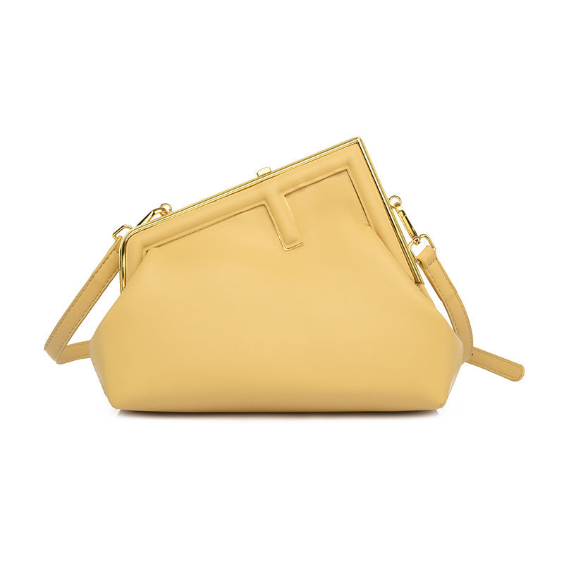 Women's Shoulder Retro Simple Popular Metal Clip Shoulder Bags