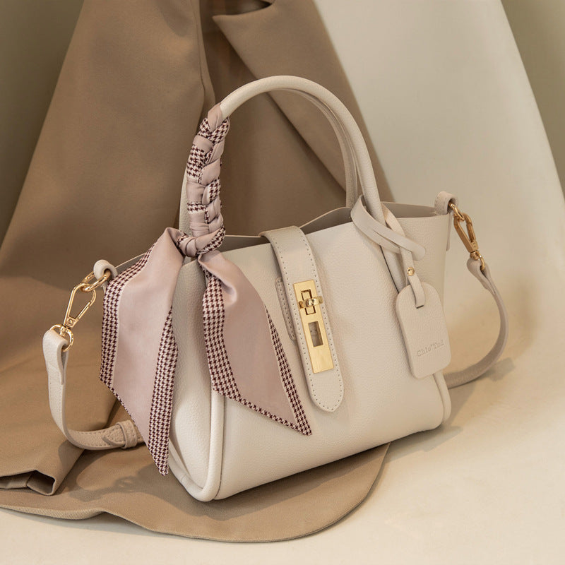Women's Portable Shoulder Bags