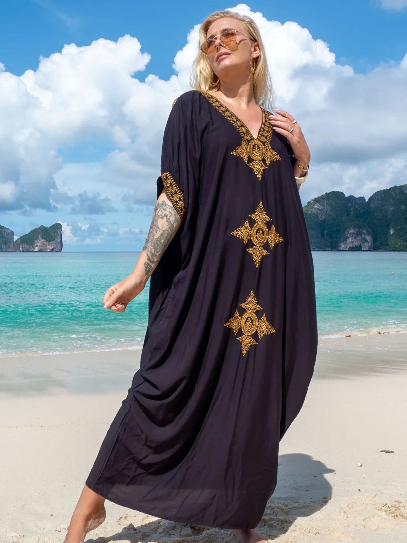 Boho Maxi Dress - Beach Dress, Kaftan Dress Vintage Embroidered in Liliana Navy