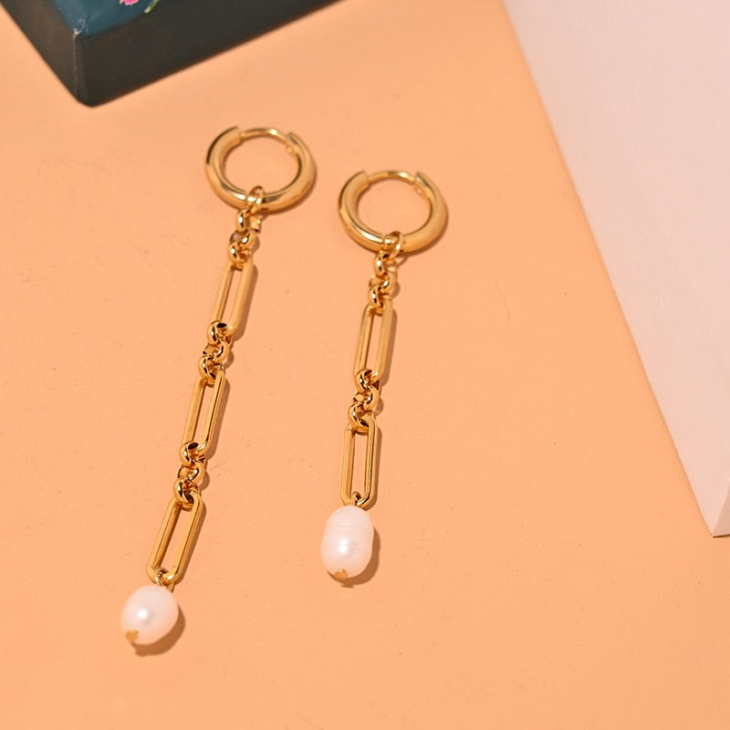 Boho Earrings, Dangle Earrings, Peal with Gold Chain