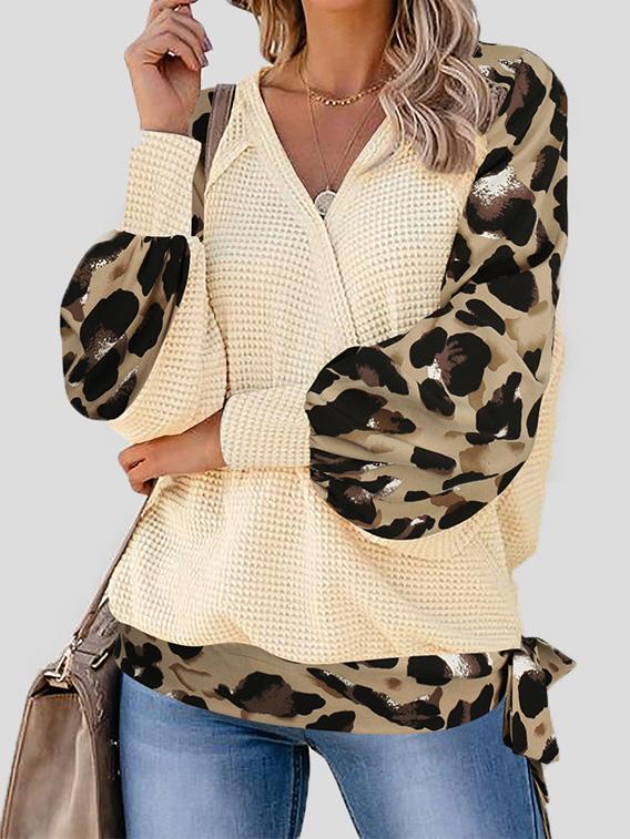 Women's T-Shirts Leopard Print Stitching Lantern Sleeve V Neck T-Shirts