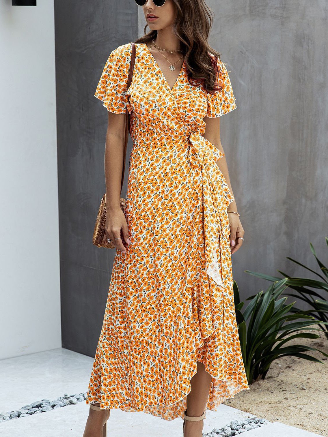 Polka-dot V-neck Ruffled Short-sleeved Princess Dress