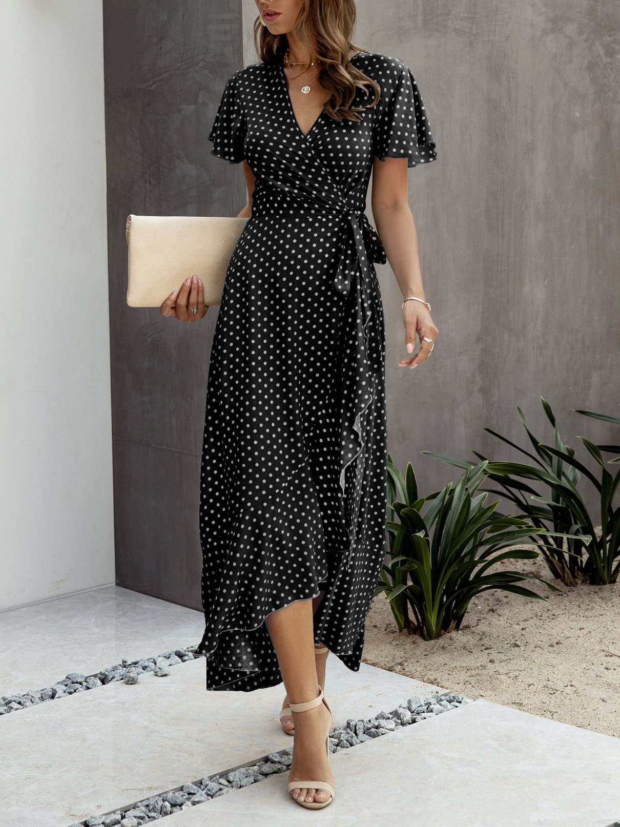 Polka-dot V-neck Ruffled Short-sleeved Princess Dress