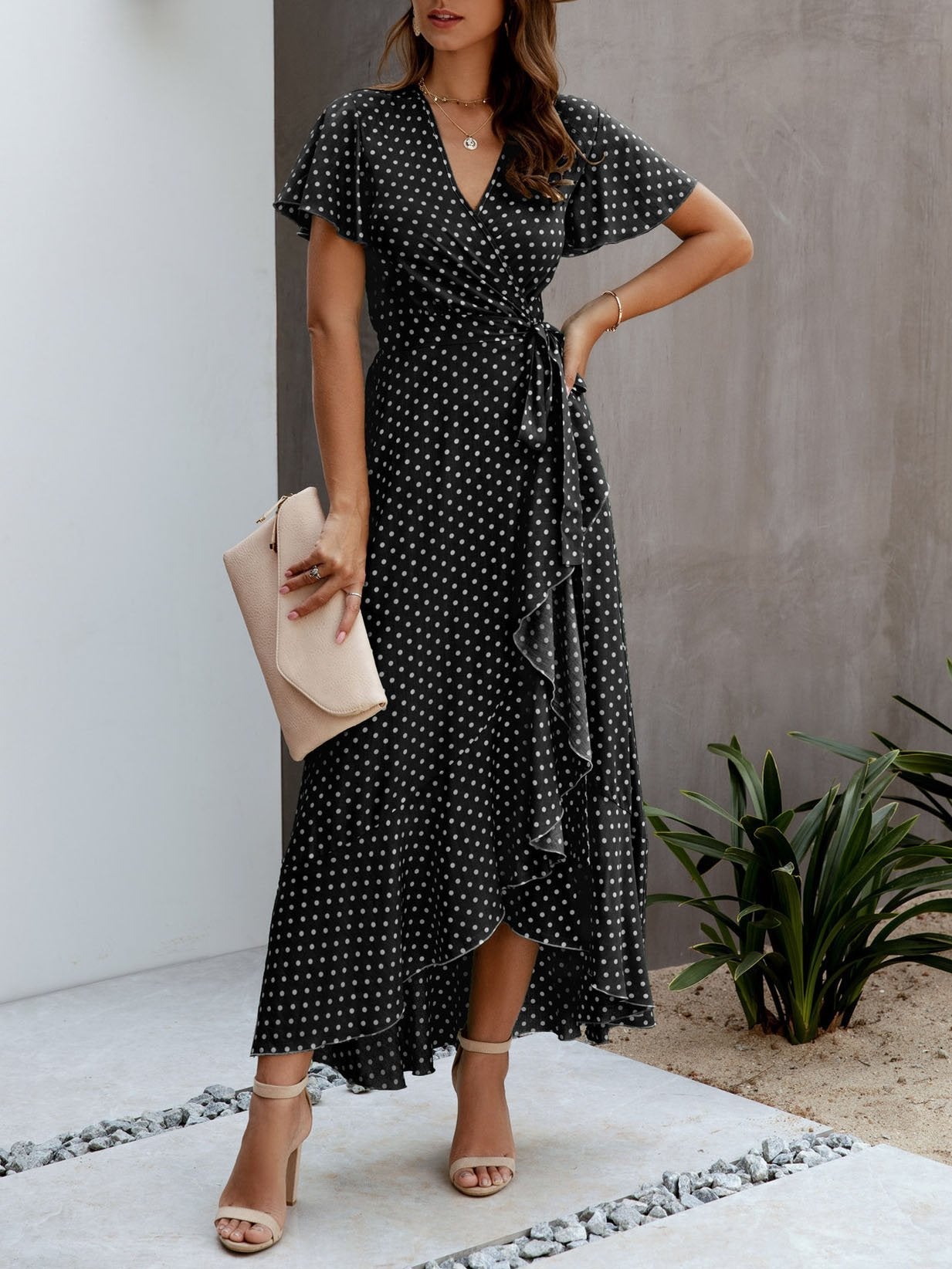 Polka-dot V-neck Ruffled Short-sleeved Princess Dress