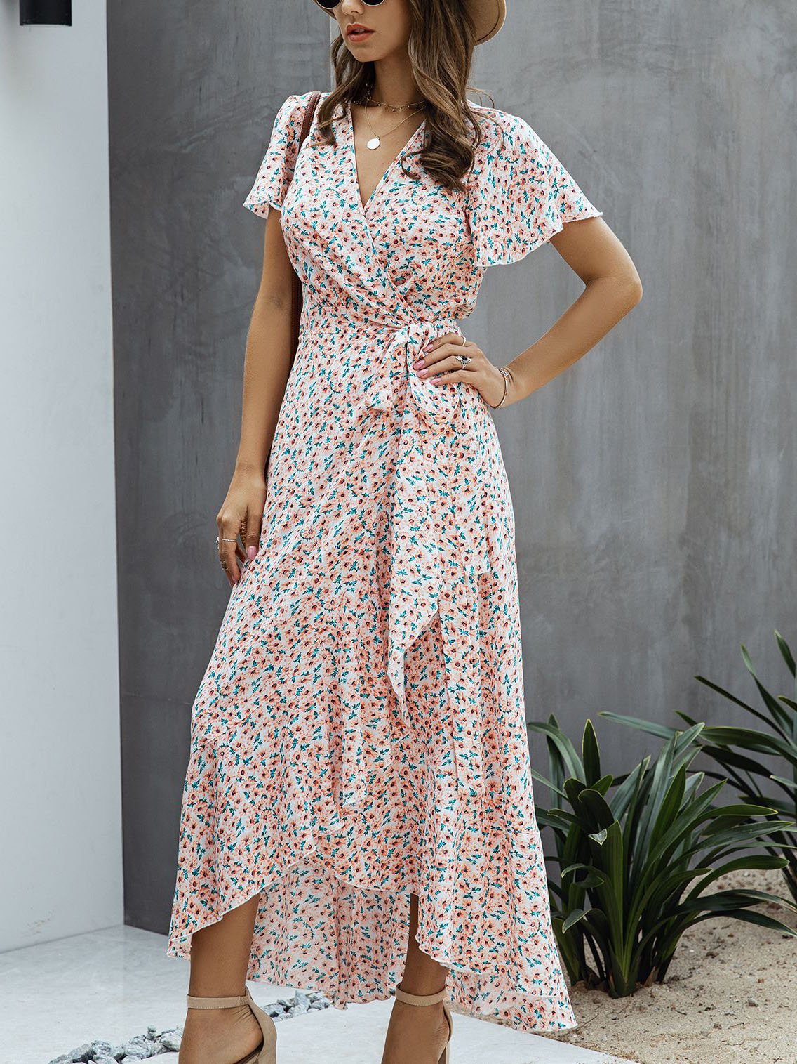 Polka-dot V-neck Ruffled Short-sleeved Princess Dress