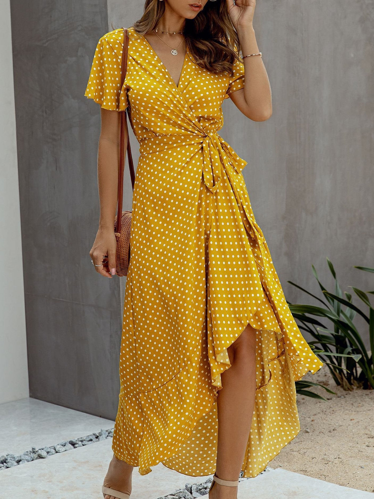 Polka-dot V-neck Ruffled Short-sleeved Princess Dress