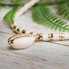 Boho Necklace, Natural Shell Cowrie with Pendanr in White