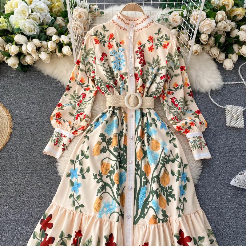 Vintage Dress, Boho Maxi Dress, Gown, White Victoria Flower Garden