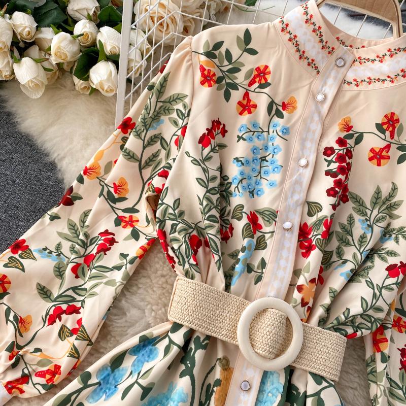 Vintage Dress, Boho Maxi Dress, Gown, White Victoria Flower Garden