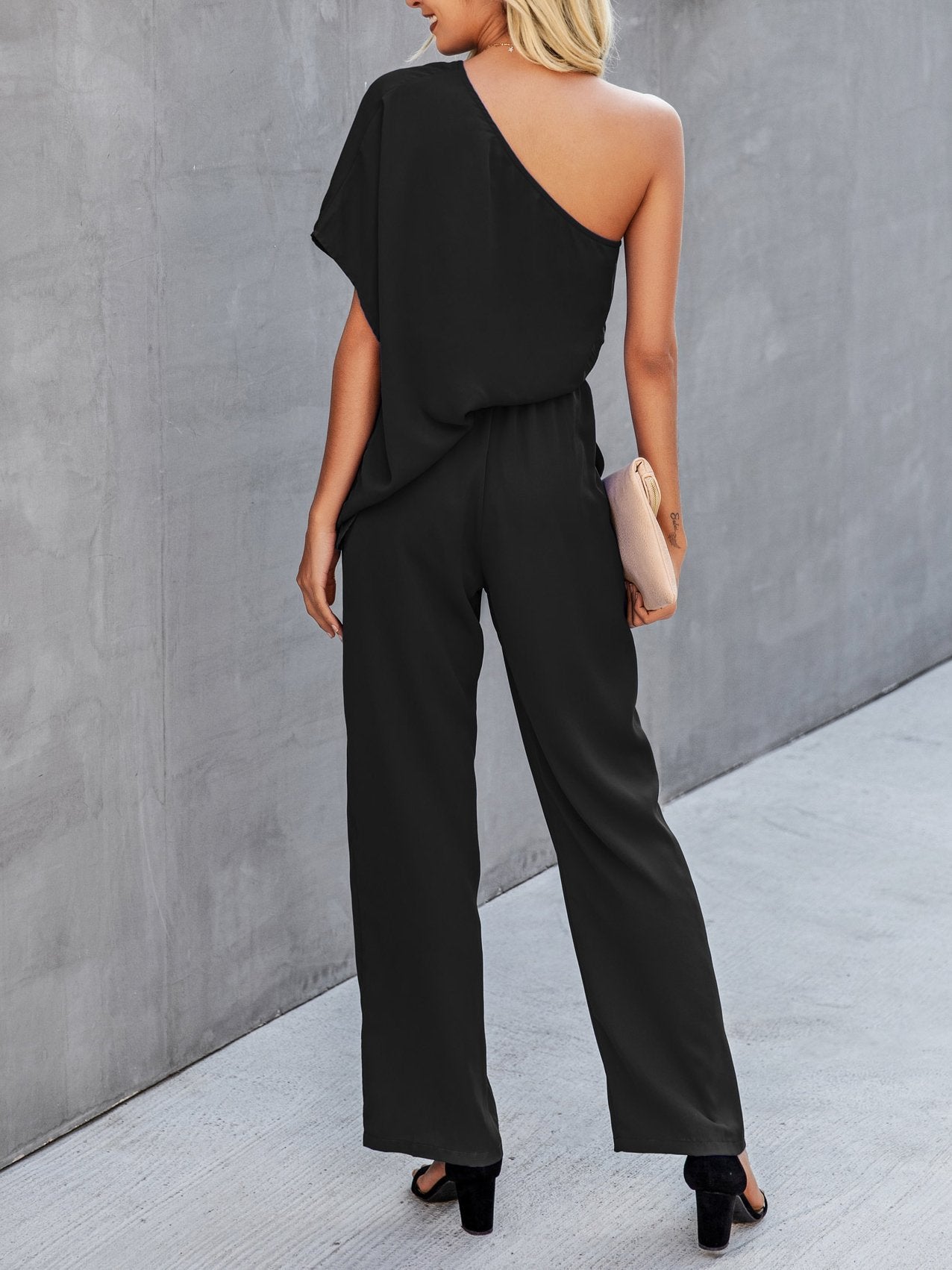 Slant Shoulder Solid Loose Jumpsuit