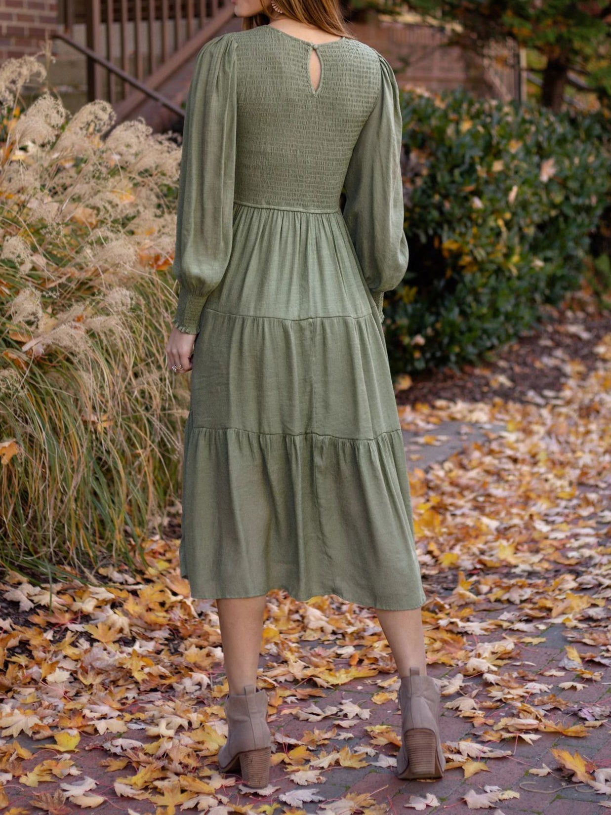 Women's Dresses Solid Round Neck Balloon Sleeve Dress