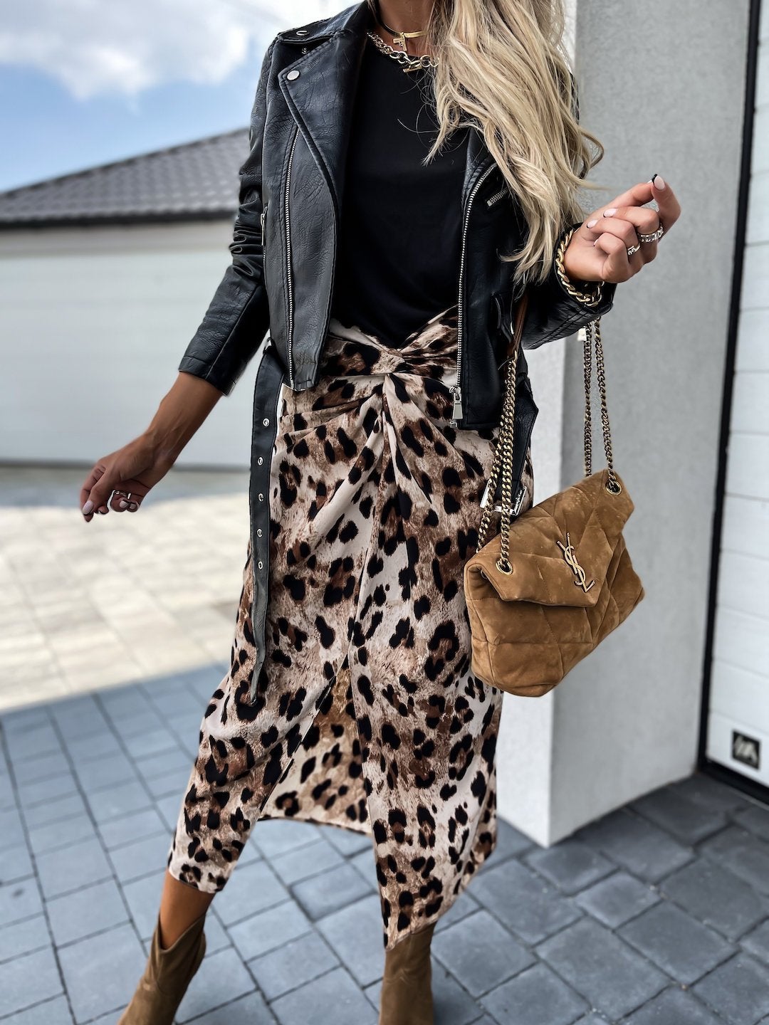 Women's Skirts Leopard Print Irregular Slit Skirt