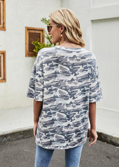 Button Camouflage Round Neck T-shirt