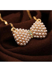 Elegant Girls Essential Faux Pearls Decoration Bow Necklace