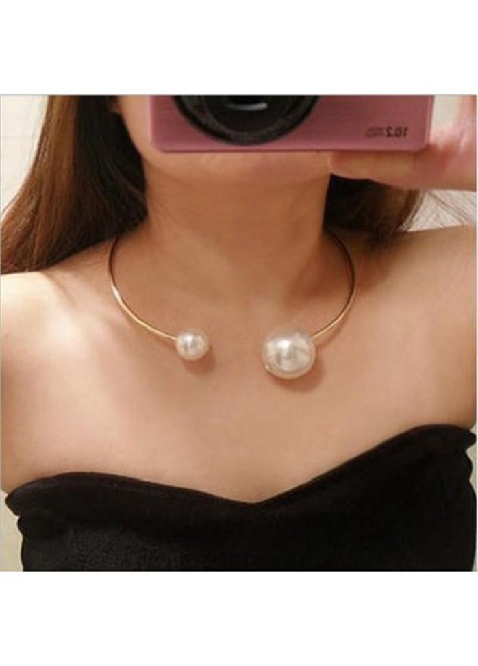 Faux Pearl Decorated Gold Metal Open Choker Necklace