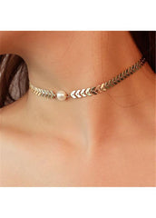 Fishbone Chain Faux Pearl Embellished Necklace