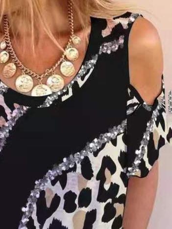 Leopard Printed Off Shoulder Casual T-shirt